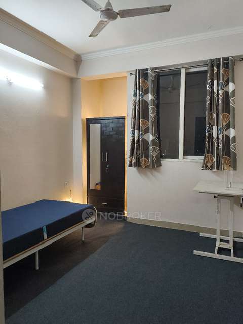 2 BHK Flat In Amrapali Kingswood for Rent  In Noida Extension