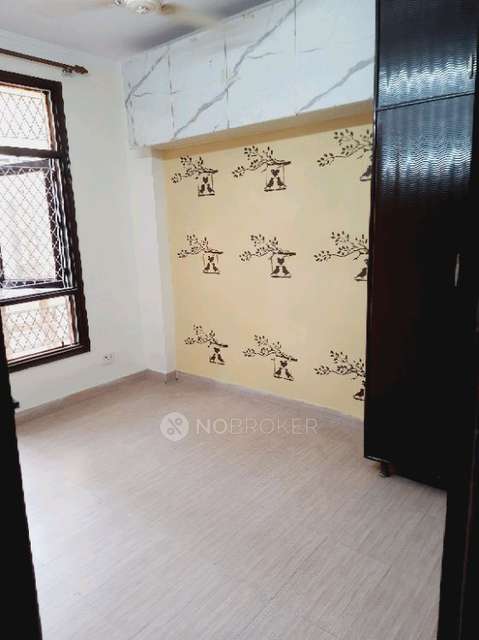 2 BHK Flat In Builder Floor For Sale  In Metro Station Dashrathpuri