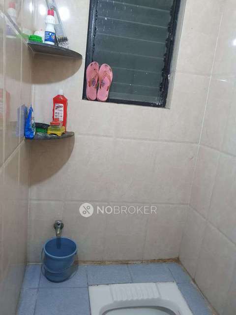 Shared Room for Female In 1 BHK  In Apartment In Karve Nagar