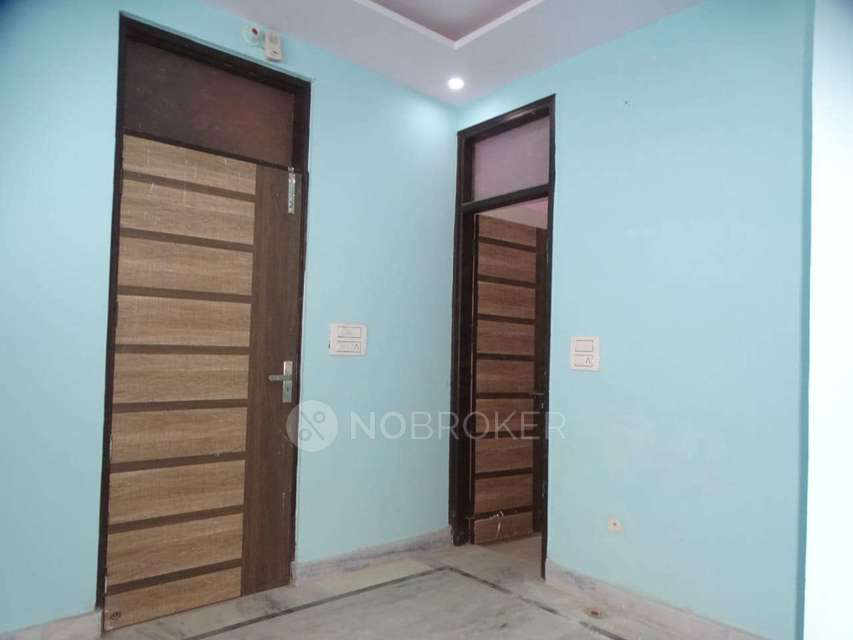 2 BHK Flat In Apartment For Sale  In East Guru Angad Nagar