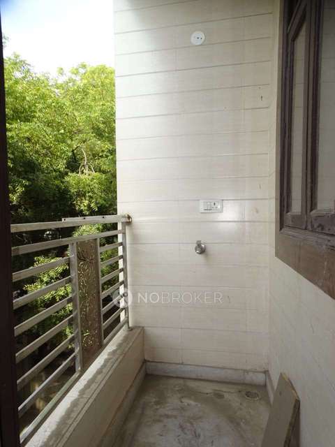 2 BHK Flat In Apartment For Sale  In East Guru Angad Nagar