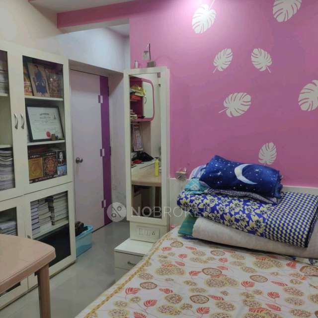 2 BHK Flat In Lokmanya Chs Panch Pakhdi For Sale  In Panch Pakhadi