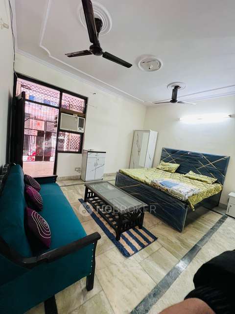 2 BHK Flat In Standalone  for Rent  In Mahavir Nagar, Tilak Nagar