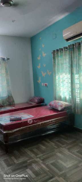 PG for Girls in  West Tambaram