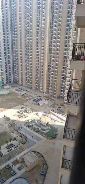 2 BHK Flat In Amrapali Verona Heights, Techzone 4 For Sale  In Techzone 4