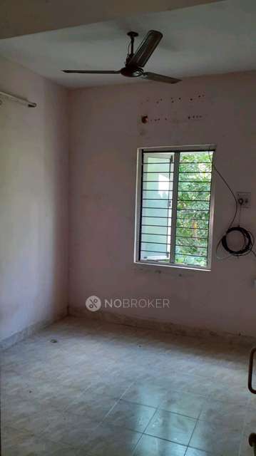 1 BHK Flat In Tnhb Flats For Sale  In Sholinganallur