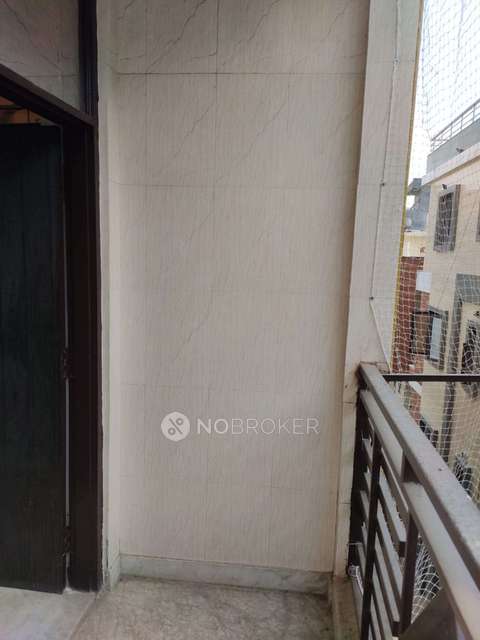 4 BHK Flat For Sale  In  Sector 4