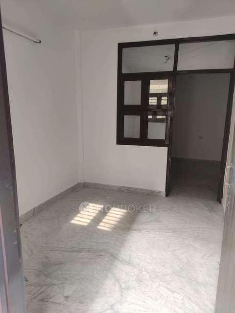 4 BHK Flat For Sale  In  Sector 4