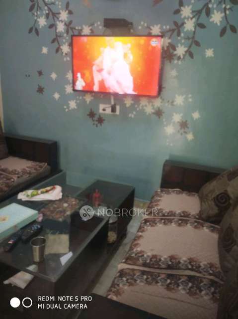 2 BHK Flat for Rent  In Geeta Colony
