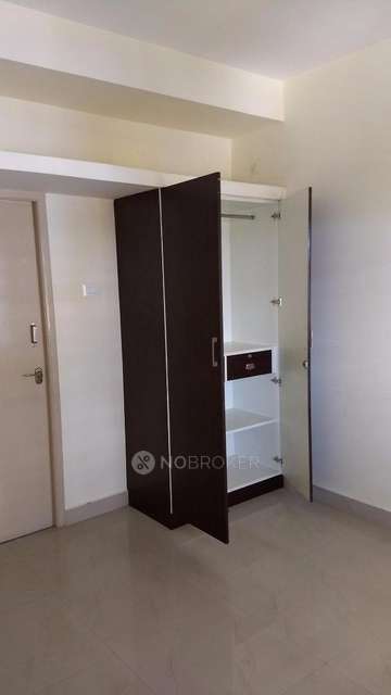 2 BHK Flat In Adhava Apartments For Sale  In Thoraipakkam