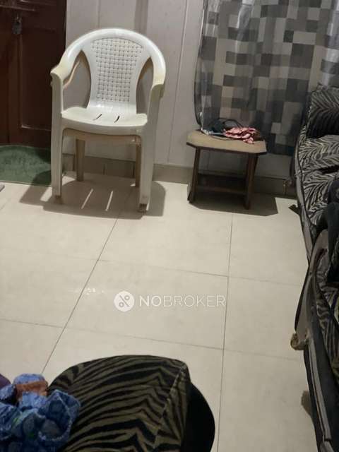 2 BHK Flat In Jal Vayu Vihar for Rent  In Sector 25, Jal Vayu Vihar