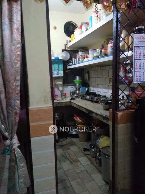 1 BHK Flat For Sale  In Laxmi Nagar