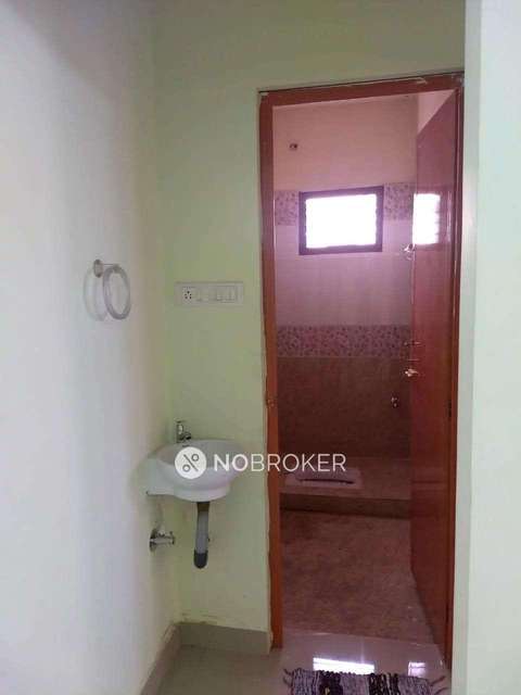 2 BHK Flat In Monika Apartment For Sale  In Moulivakkam