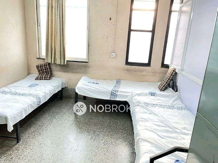 PG for Girls in Narayan Peth