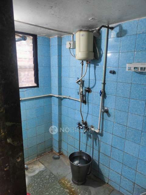 1 BHK Flat In Surya Co Operative Housing Society for Rent  In Aundh Road - Laxmi Travels