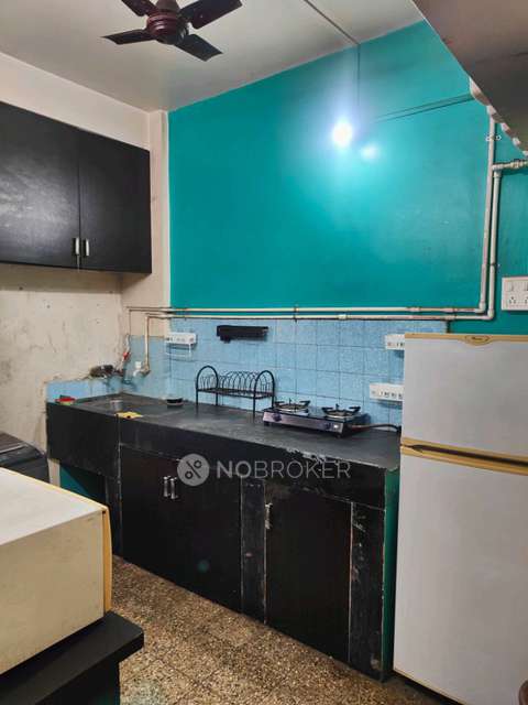 1 BHK Flat In Surya Co Operative Housing Society for Rent  In Aundh Road - Laxmi Travels
