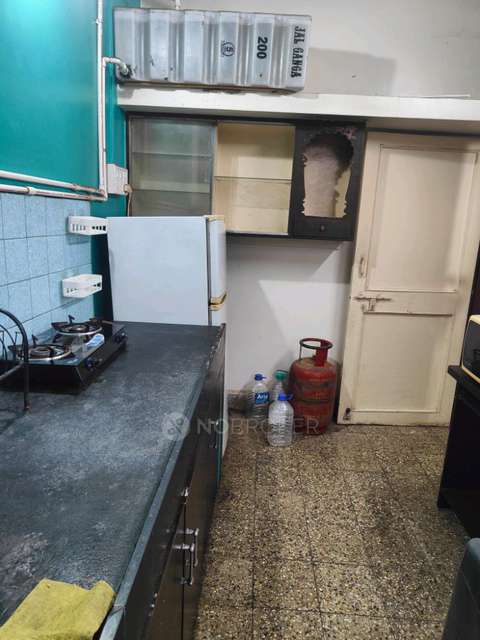 1 BHK Flat In Surya Co Operative Housing Society for Rent  In Aundh Road - Laxmi Travels