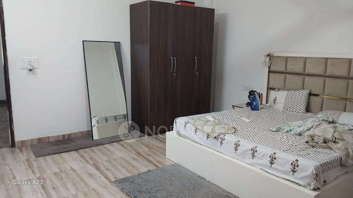 2 BHK Flat In Huda Plot Sec 21 for Rent  In 24a, Sector 21, Gurugram, Haryana 122016, India