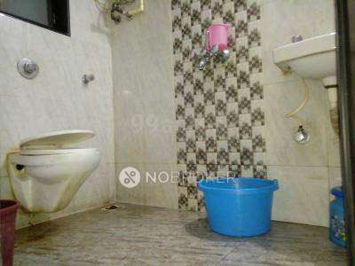 2 BHK Flat In Shanthi Housing Society For Sale  In Kandivali