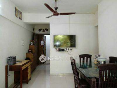 2 BHK Flat In Shanthi Housing Society For Sale  In Kandivali