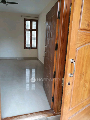 2 BHK Flat In Chandra Reddy Layout for Rent  In Koramangala 