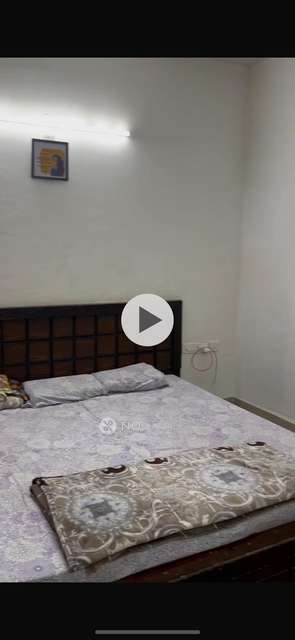 2 BHK Flat In Nimbus Express Park View 2 for Rent  In Chi V