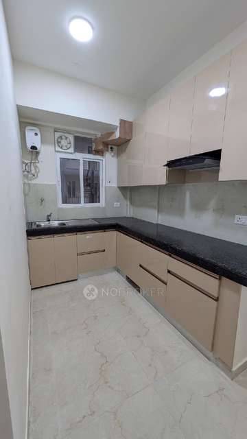 2 BHK Flat for Rent  In Smart World Gems