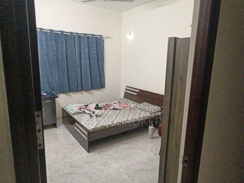 Single Room for Male In 3 BHK  In Megapolis Sangria Towers In Hinjawadi