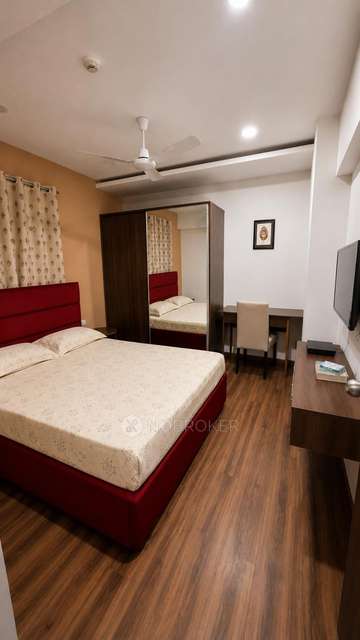 Single Room for Female In 3 BHK  In Golf Edge Flat Owners Mutually Aided Coop Maintenance Society Ltd In Hyderabad
