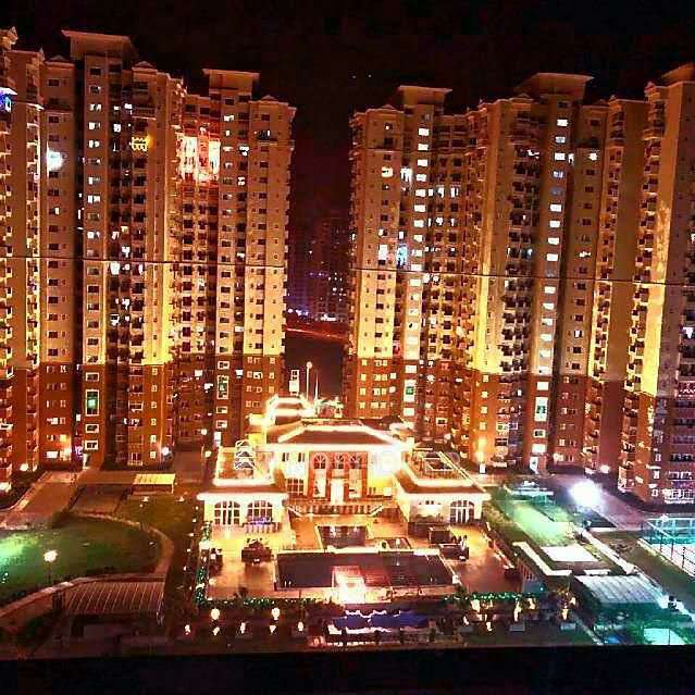 3 BHK Flat In The Hyde Park For Sale  In Sector 78