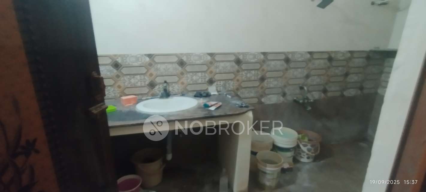 4+ BHK Flat For Sale  In West Tambaram