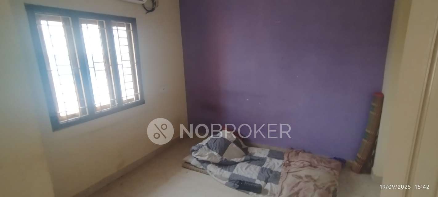 4+ BHK Flat For Sale  In West Tambaram