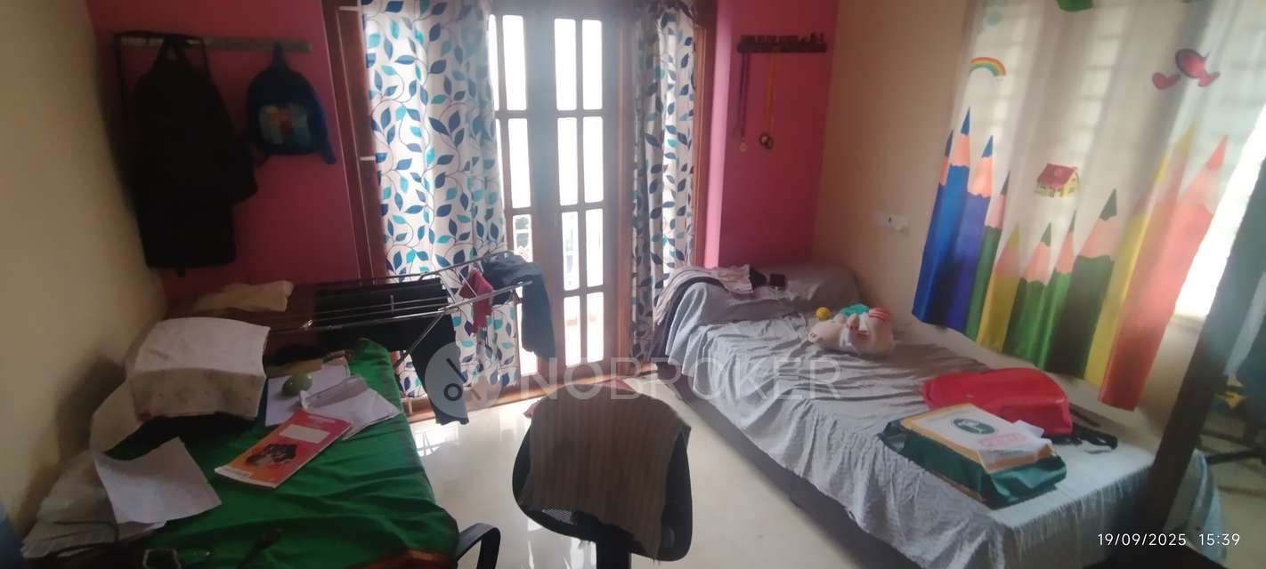 4+ BHK Flat For Sale  In West Tambaram