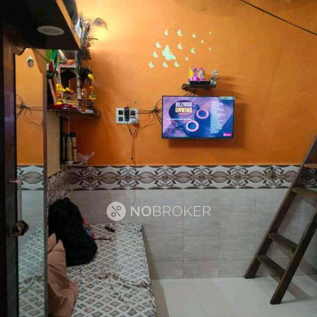 1 RK House for Rent  In Ashokvan, Dahisar East