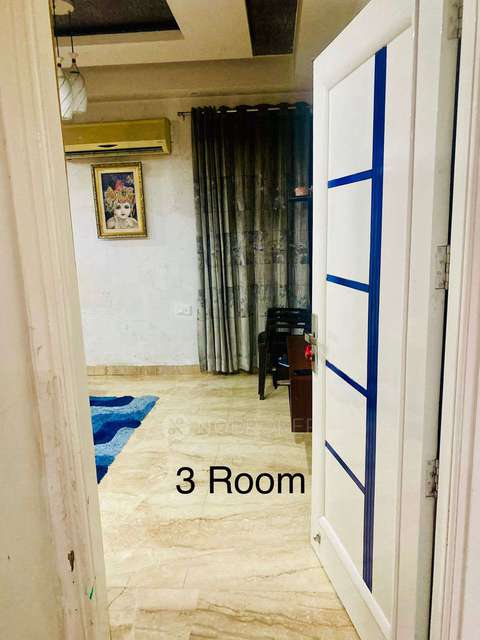 4+ BHK Flat In Standalone Building  For Sale  In Vivek Vihar