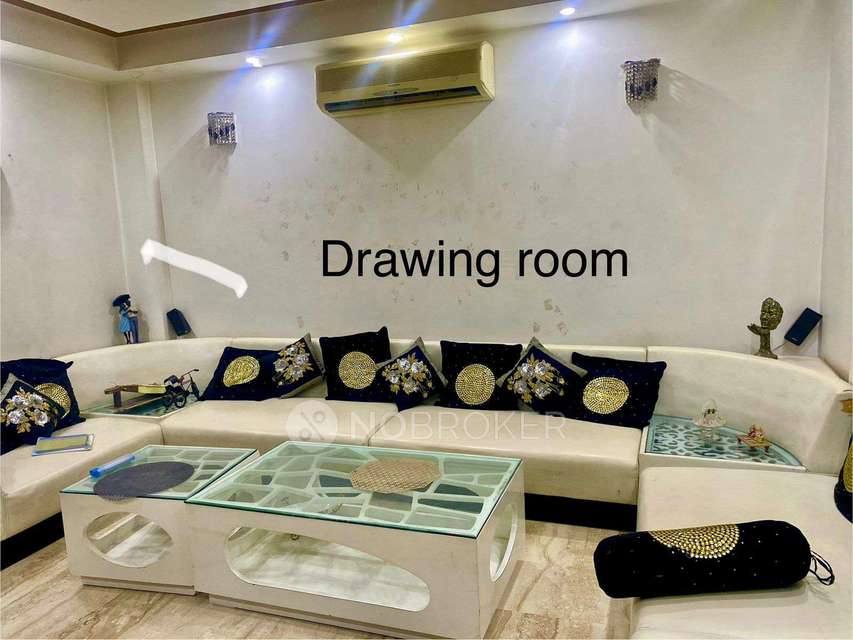 4+ BHK Flat In Standalone Building  For Sale  In Vivek Vihar