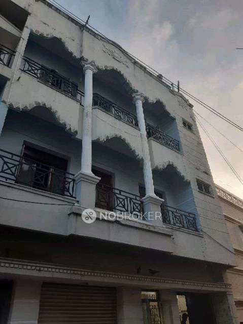 1 BHK Flat for Rent  In Periamet