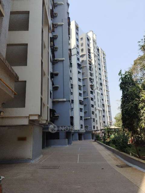 2 BHK Flat In Trikutta Towers For Sale  In Powai