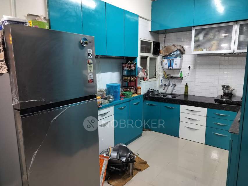 2 BHK Flat In Golden Plaza For Sale  In  Manjri Bk