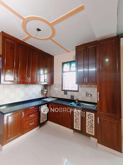 1 BHK Flat In Shree Krishna Apartment For Sale  In Dwarka