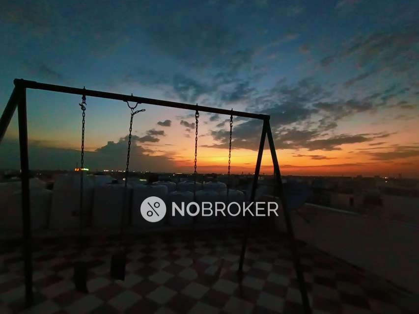 1 BHK Flat In Shree Krishna Apartment For Sale  In Dwarka