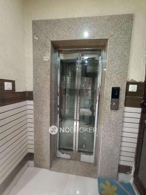 1 BHK Flat In Shree Krishna Apartment For Sale  In Dwarka