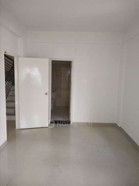 3 BHK Flat In Bindu Arpan Apartments For Sale  In Bendre Nagar, Bengalur