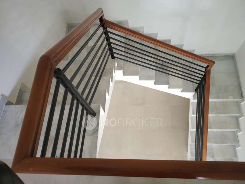 3 BHK Flat In Bindu Arpan Apartments For Sale  In Bendre Nagar, Bengalur