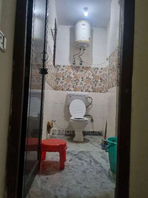 1 BHK Flat In Stanalone Building For Sale  In Alaknanda