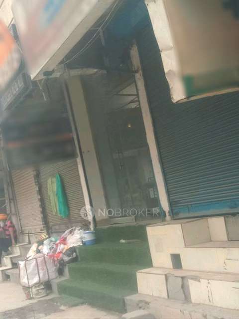 Shop in Tilak Nagar, Delhi for sale