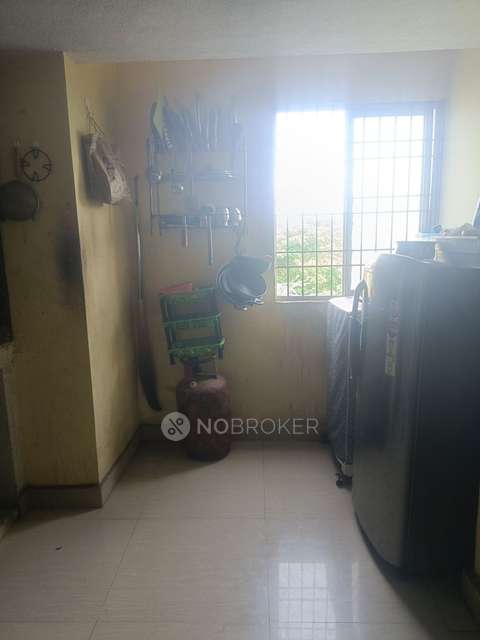 2 BHK Flat In Ggn Kudil For Sale  In Urapakkam Railway Station