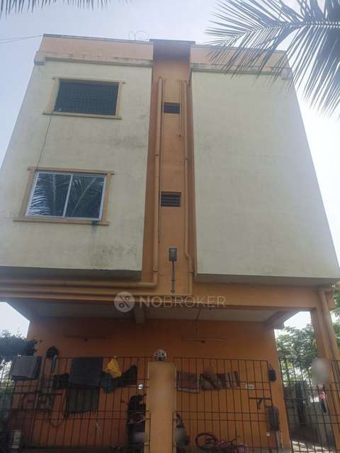 2 BHK Flat In Ggn Kudil For Sale  In Urapakkam Railway Station
