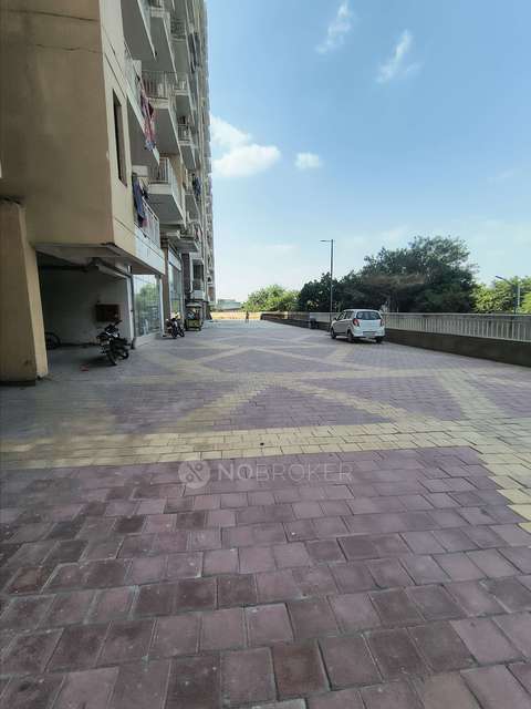2 BHK Flat In Mahagun Maverick For Sale  In Noida Ext Sector 16c