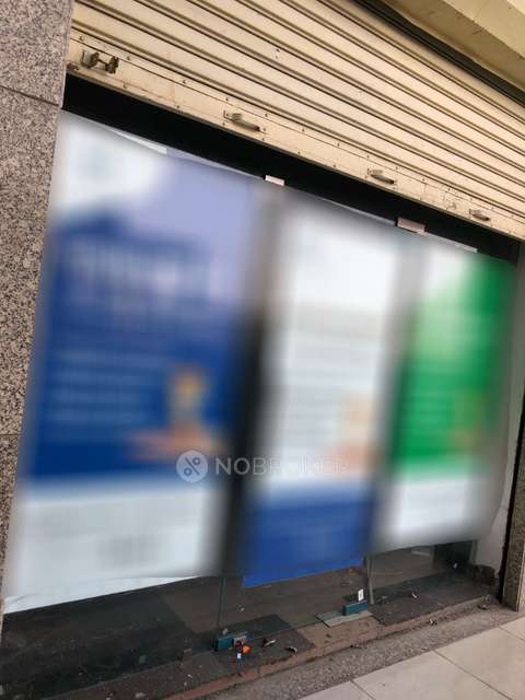 Shop in Alpha-ii , Greater_noida for sale 